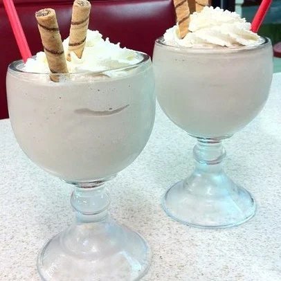 Milkshakes à la chantilly du salon de thé